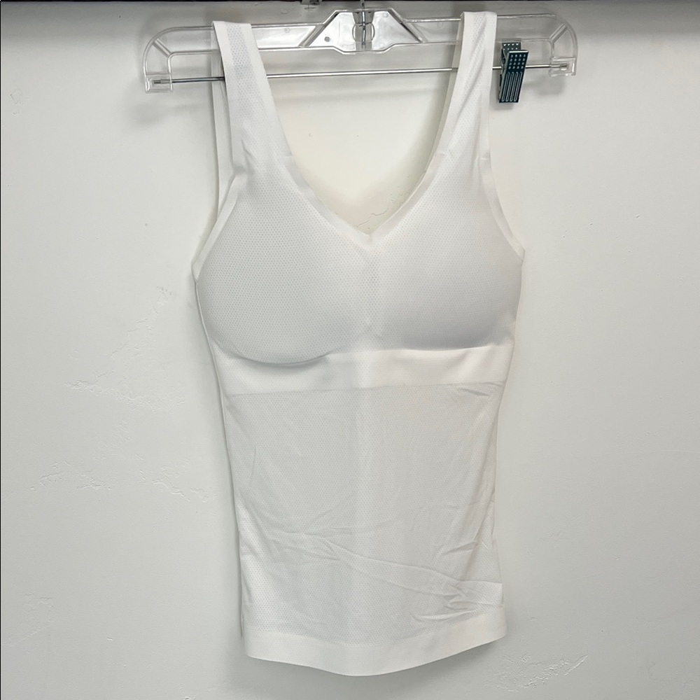 White Women's Tank Top XS NWT